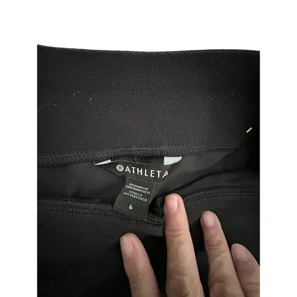 Athleta Dark Blue Fitted High Rise Elation Capri Legging Size 6 - Picture 5 of 8